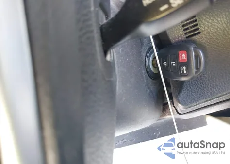 2017 Toyota Corolla Se z USA, uszkodzony, nr VIN 5YFBURHEXHP592879